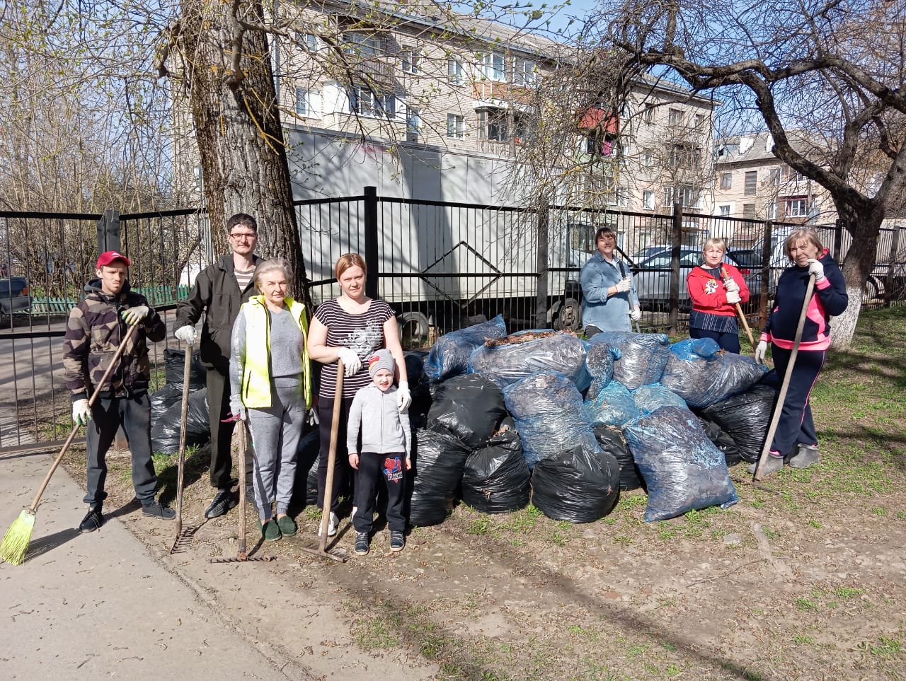 Общегородской субботник в учебном корпусе №3.#НавигаторыДетства71.