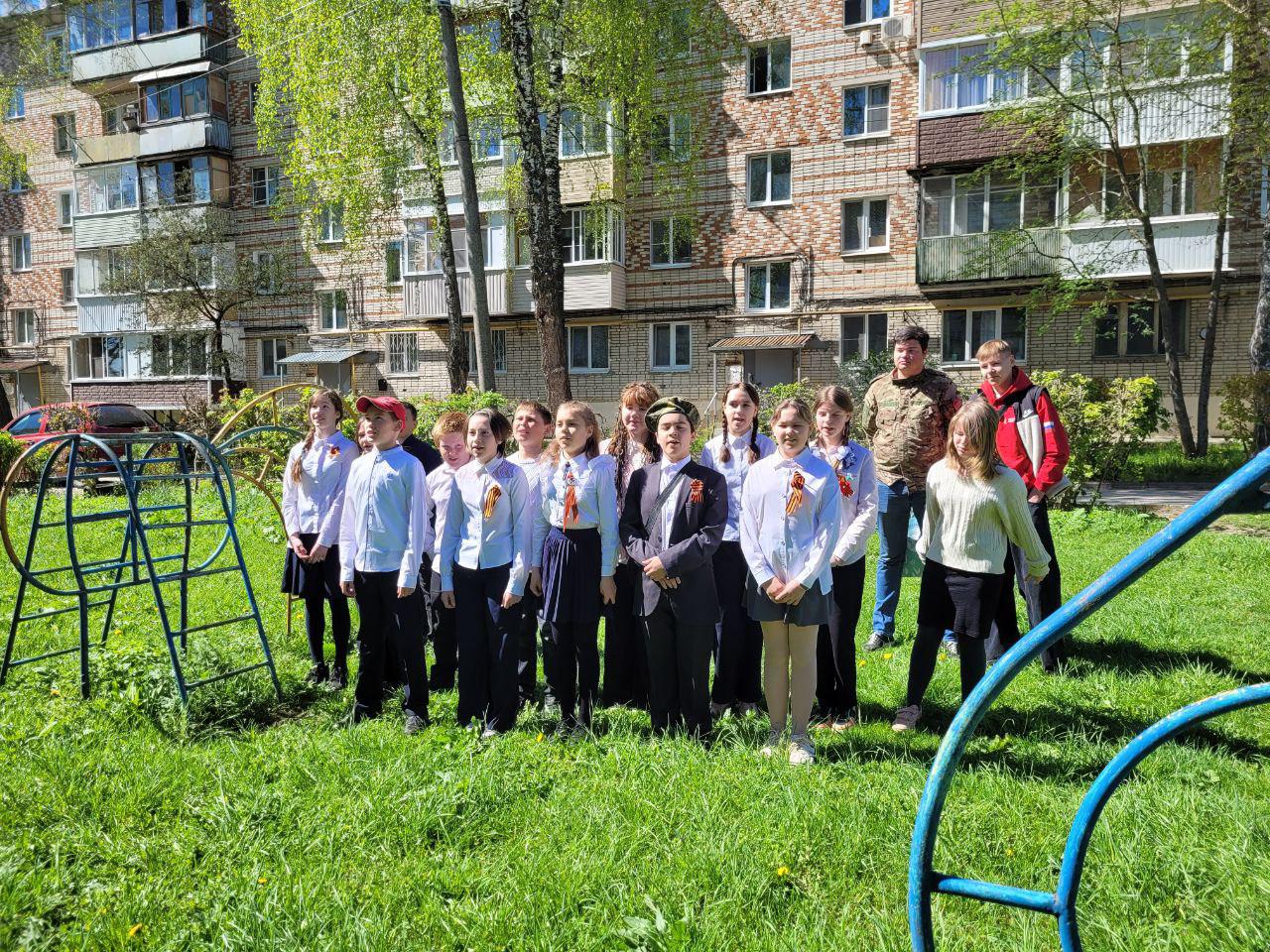 Акция «Парад у дома ветеранов»#НавигаторыДетства71#Росдетцентр#оВеликойПобедеНД.